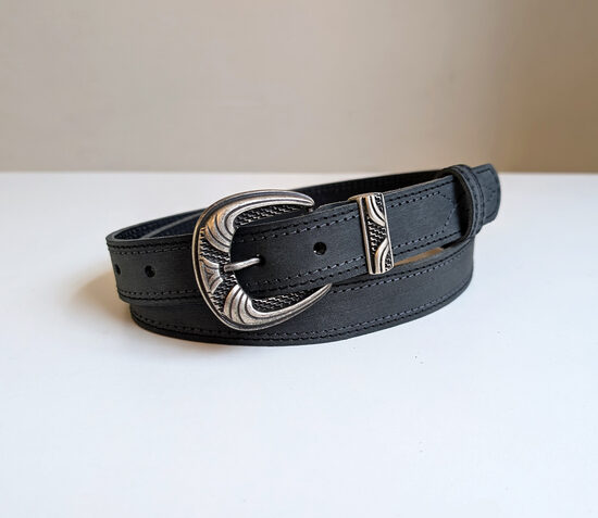 Pelēka ādas josta ar dekoratīvu metāla sprādzi un cilpiņu, 3 cm plata